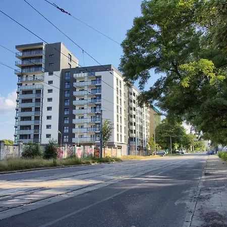 In - Chmielewskiego 3* Szczecin